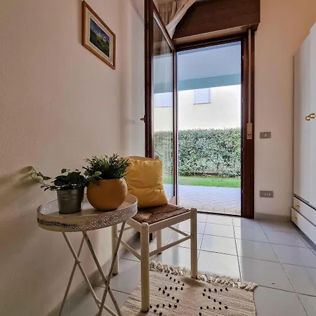 Apartman Welcoming Flat With Private Garden-beahost Bibione