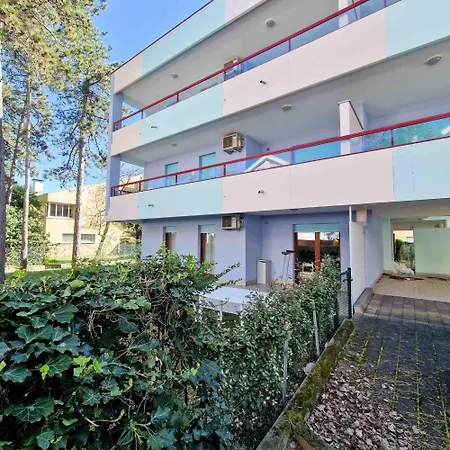 Apartamento Welcoming Flat Just A Short Walk From The Sea Bibione