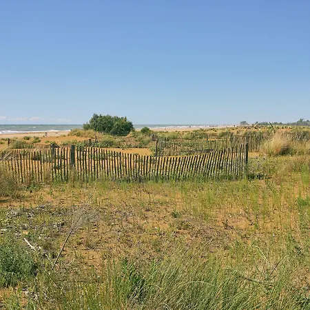 Welcoming Flat With Private Garden-beahost Apartment Bibione