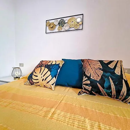 Welcoming Flat Just A Short Walk From The Sea Apartamento