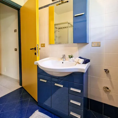 Apartamento Welcoming Flat Just A Short Walk From The Sea *