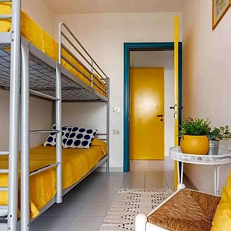 Appartamento Welcoming Flat Just A Short Walk From The Sea *