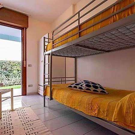 Welcoming Flat Just A Short Walk From The Sea *