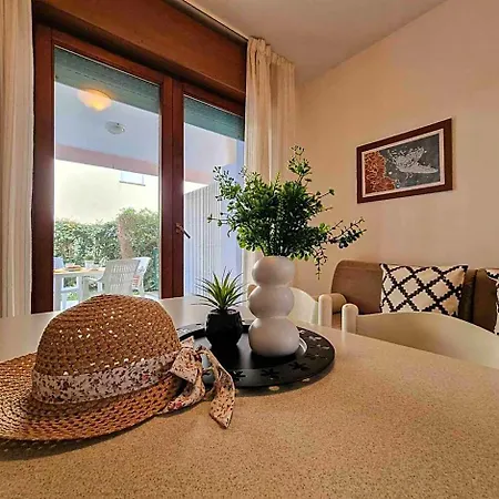 Appartamento Welcoming Flat Just A Short Walk From The Sea *