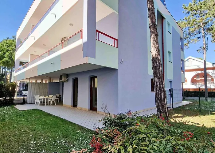 Apartment Welcoming Flat With Private Garden-beahost